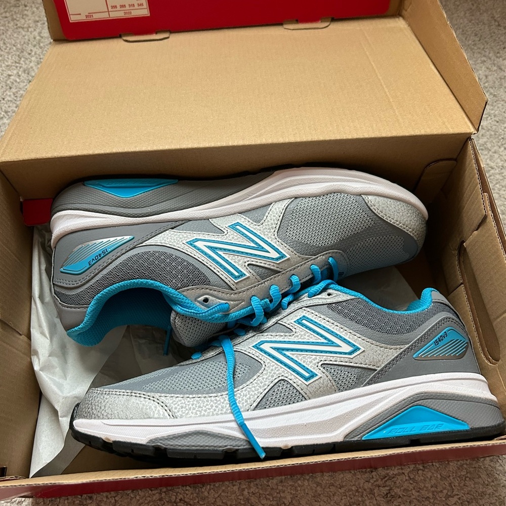 NIB New Balance 1540v3 Running Shoes - ideal for Plantar Fasciitis and foot pain